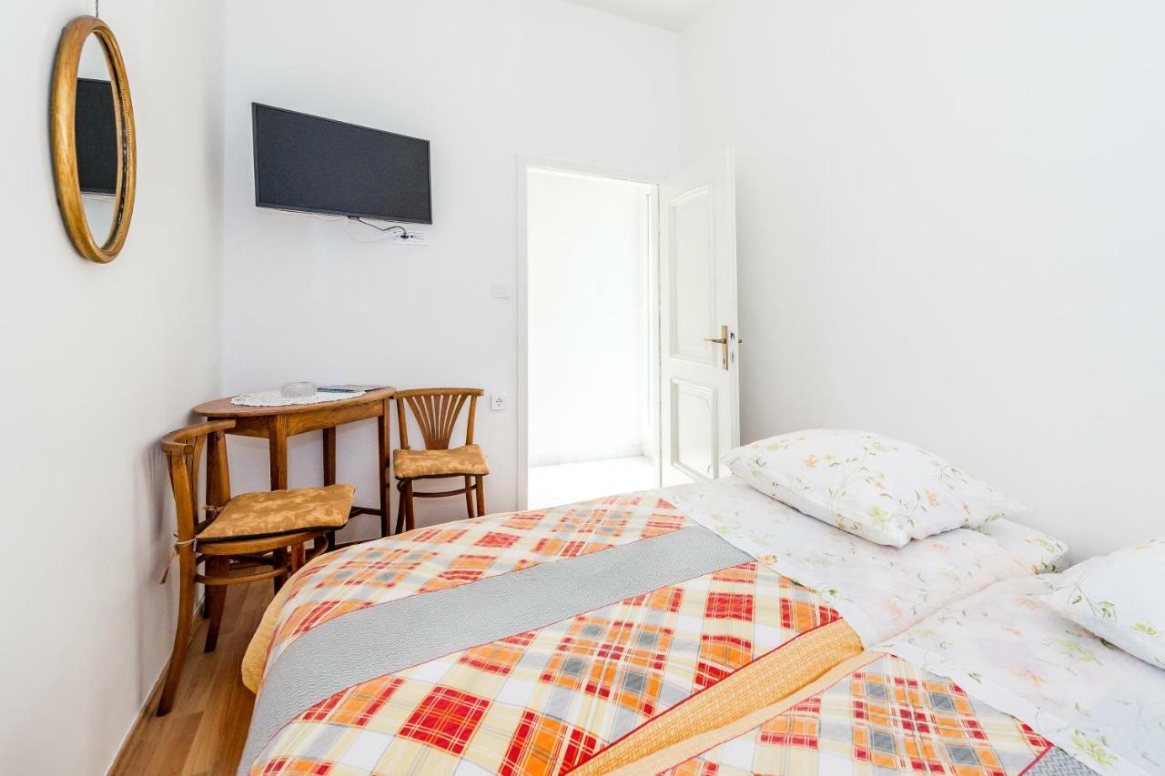 Apartmani Rina 시베니크 외부 사진