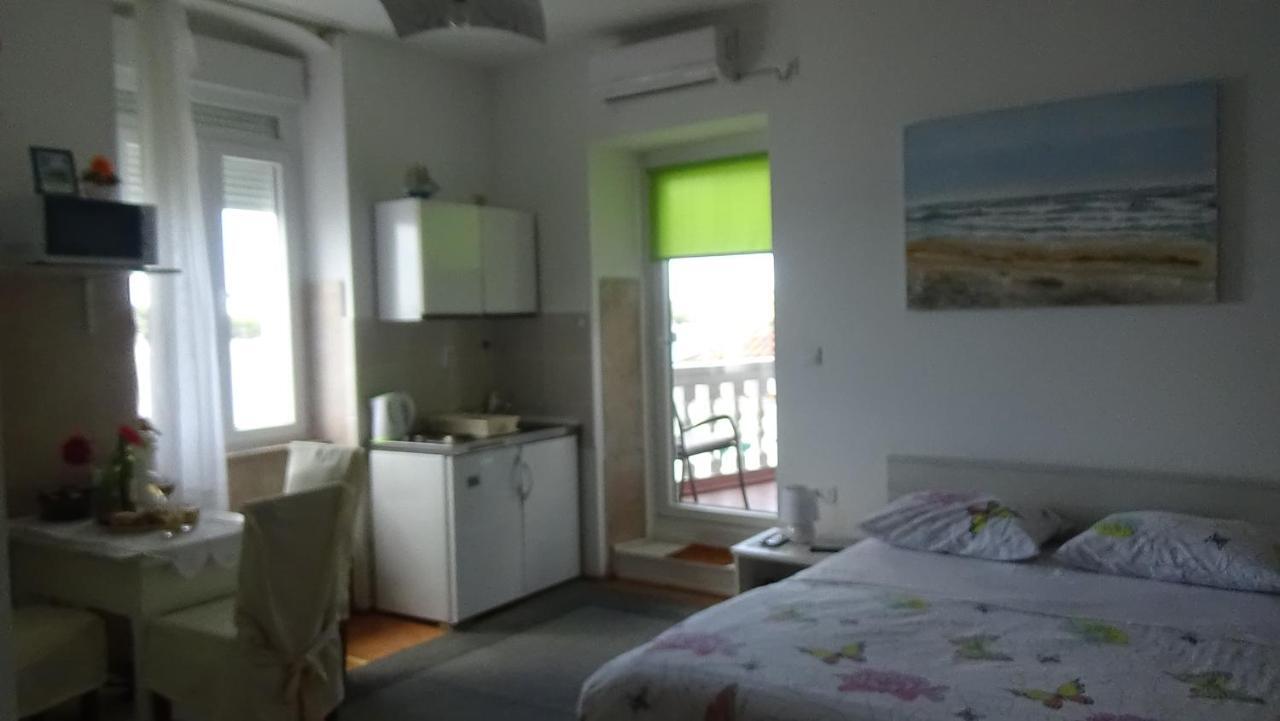 Apartmani Rina 시베니크 외부 사진
